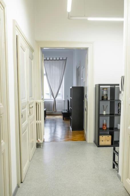 Prince Matyas Apartment Praga Zewnętrze zdjęcie