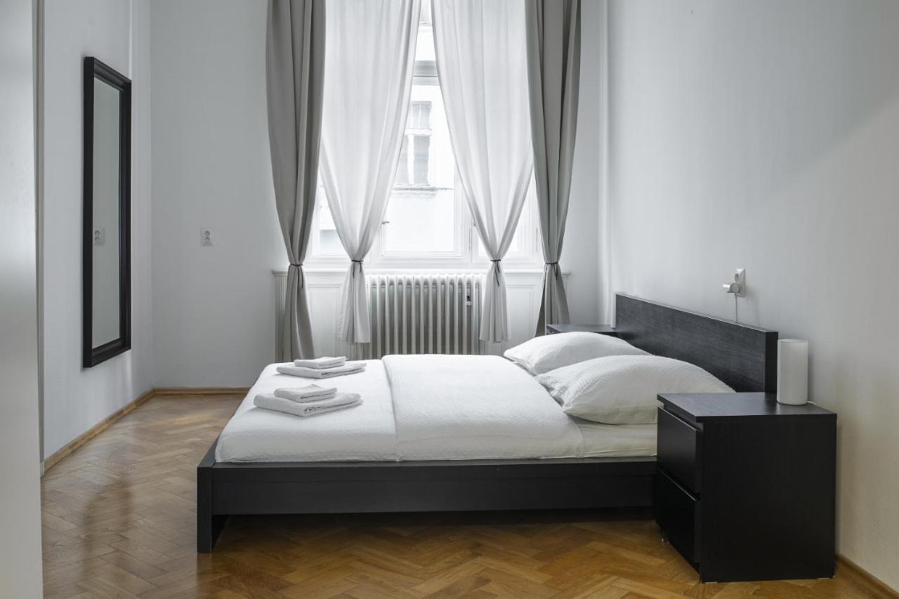 Prince Matyas Apartment Praga Zewnętrze zdjęcie